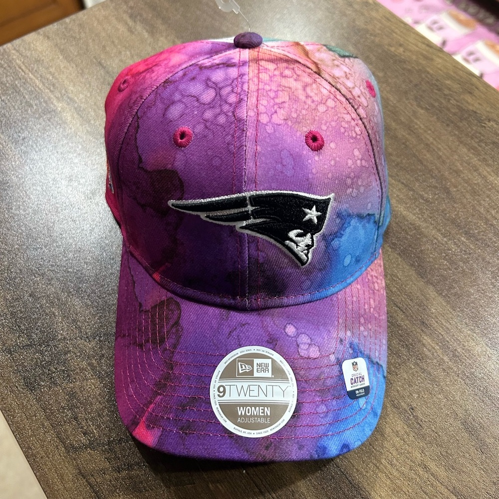New England Patriots New Era
Women's Crucial Catch NFL Sideline
Adjustable Hat